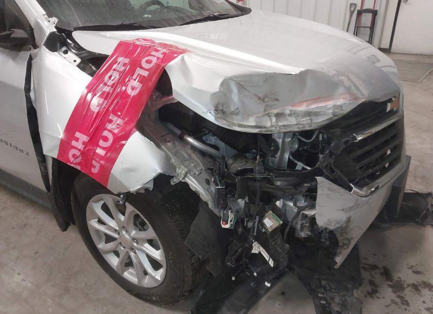 Photo 6 of 2020 Chevrolet Equinox FWD LS (VIN 3GNAXHEV5LS627946)