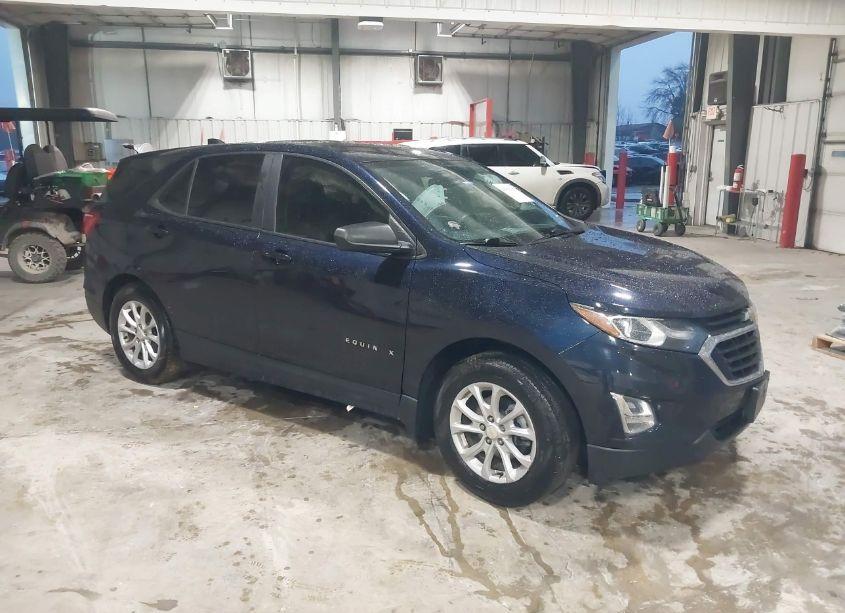 2020 Chevrolet Equinox FWD LS (VIN 3GNAXHEV5LS628885) main photo