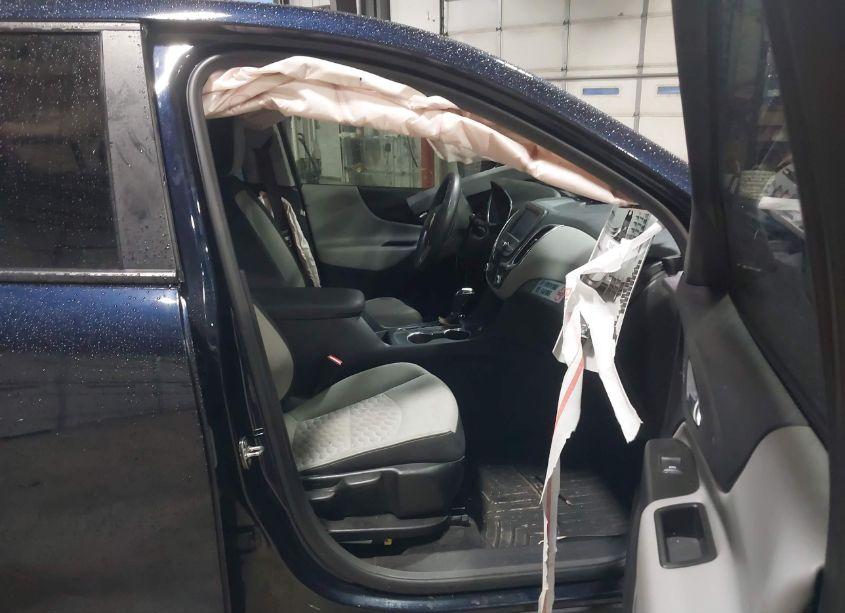 Photo 5 of 2020 Chevrolet Equinox FWD LS (VIN 3GNAXHEV5LS628885)