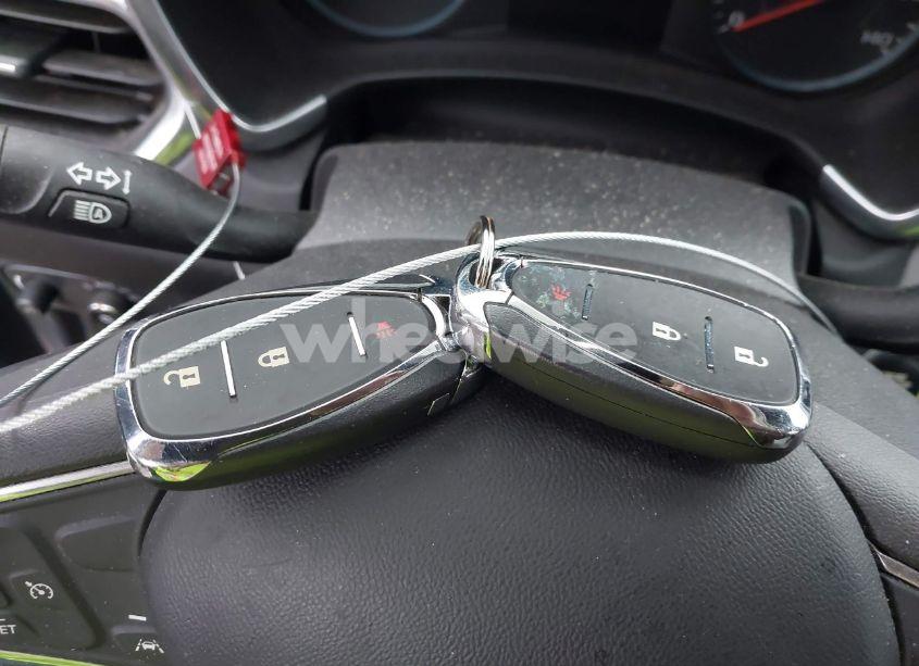 Photo 11 of 2020 Chevrolet Equinox FWD LS (VIN 3GNAXHEV5LS709062)