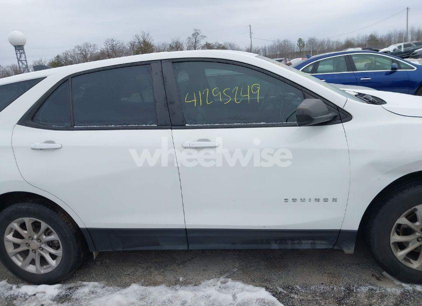 Photo 13 of 2021 Chevrolet Equinox FWD LS (VIN 3GNAXHEV5MS105027)