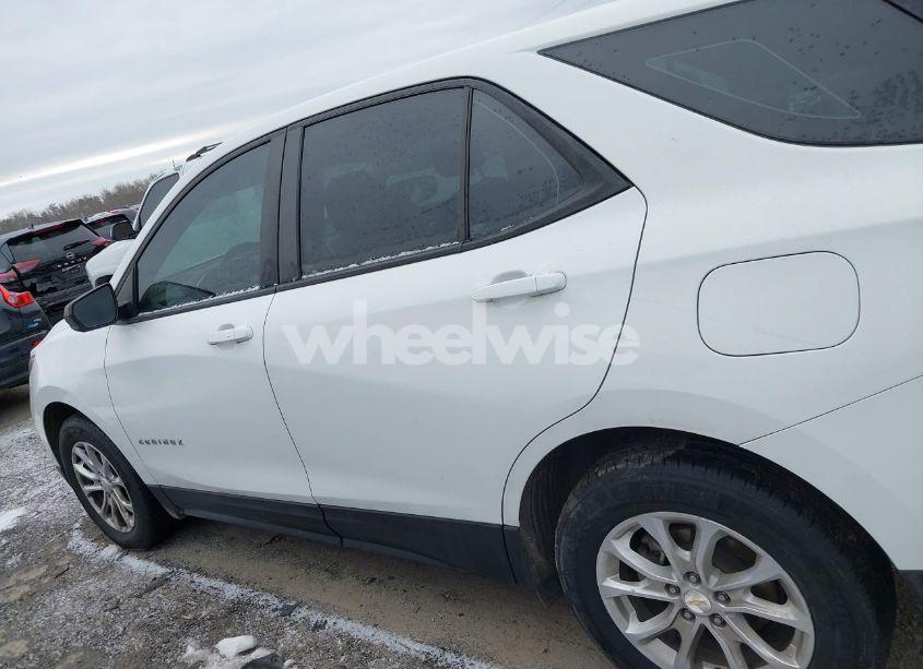 Photo 14 of 2021 Chevrolet Equinox FWD LS (VIN 3GNAXHEV5MS105027)