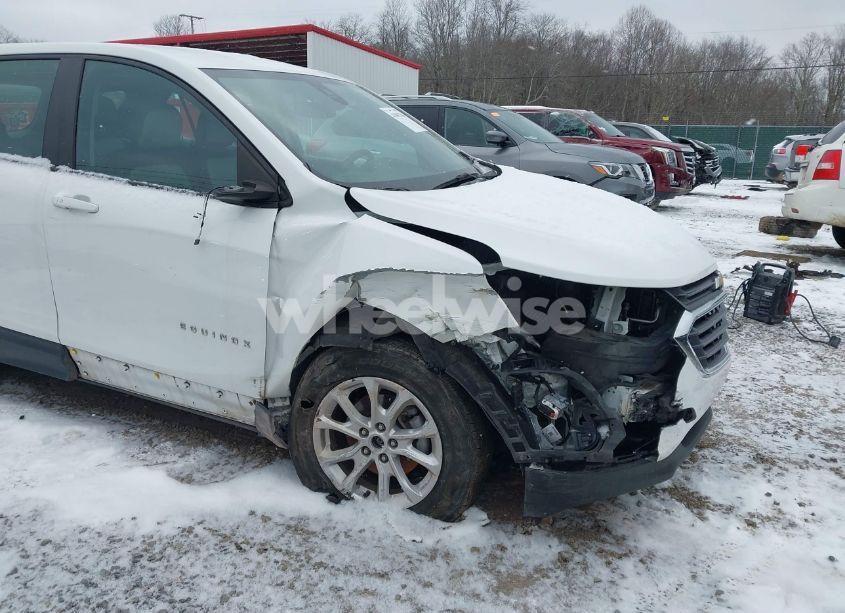 Photo 6 of 2021 Chevrolet Equinox FWD LS (VIN 3GNAXHEV5MS134124)