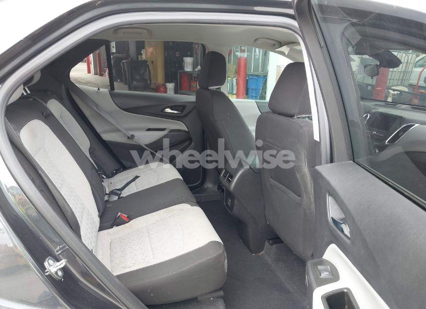 Photo 8 of 2022 Chevrolet Equinox FWD LS (VIN 3GNAXHEV5NS207459)