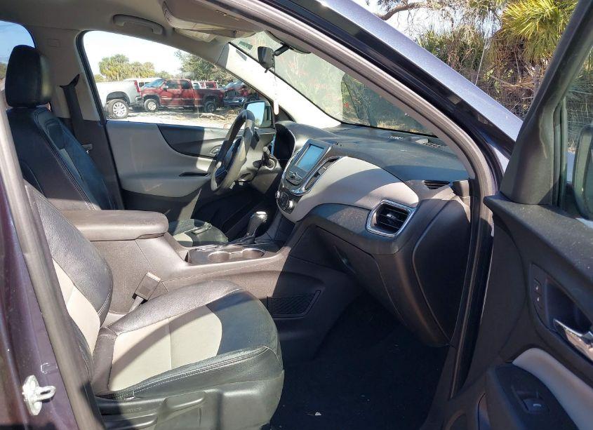 Photo 5 of 2018 Chevrolet Equinox LS (VIN 3GNAXHEV6JL102157)