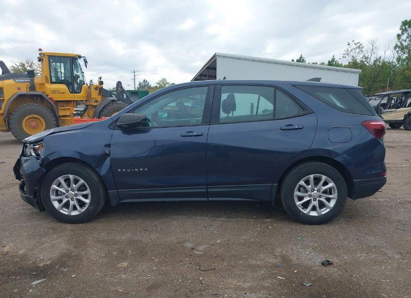 Photo 14 of 2018 Chevrolet Equinox LS (VIN 3GNAXHEV6JL108802)