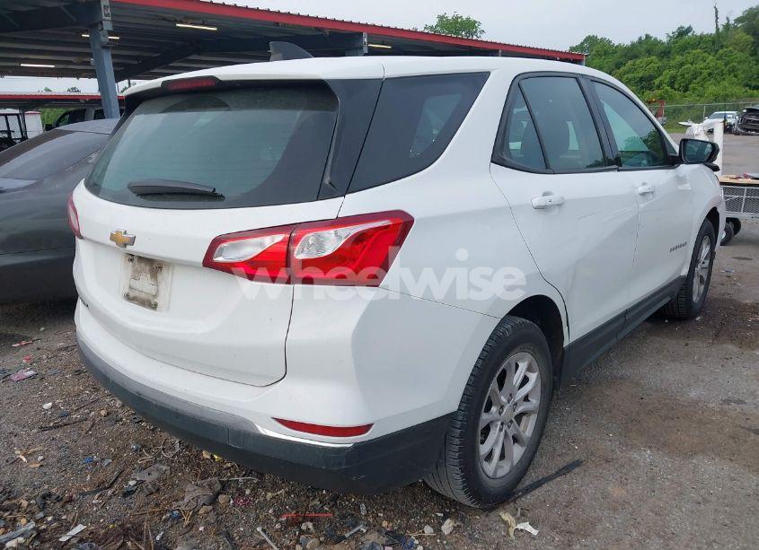Photo 4 of 2018 Chevrolet Equinox LS (VIN 3GNAXHEV6JS573411)