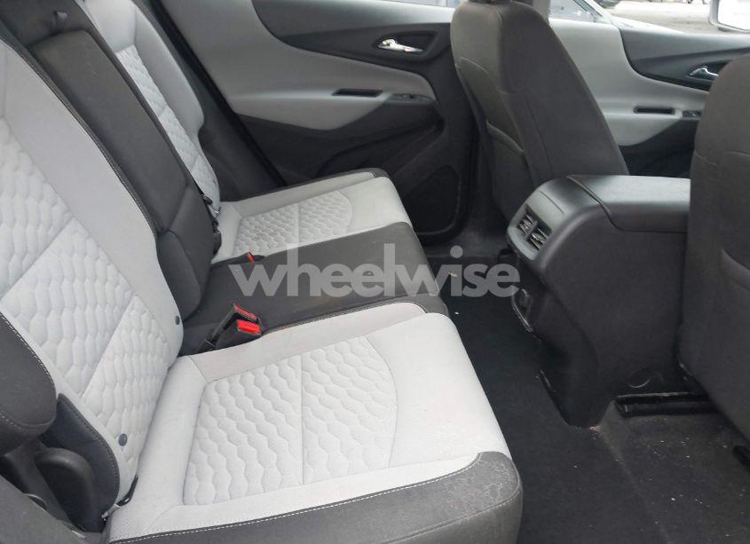 Photo 8 of 2018 Chevrolet Equinox LS (VIN 3GNAXHEV6JS573411)