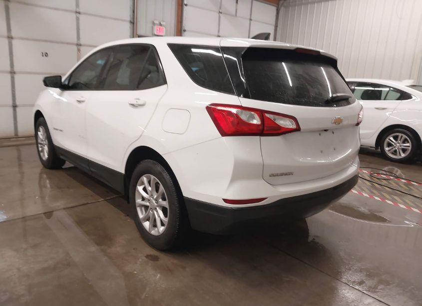 Photo 3 of 2019 Chevrolet Equinox LS (VIN 3GNAXHEV6KL265201)