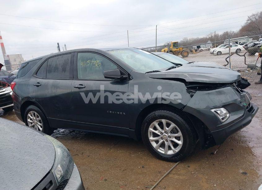 Photo 13 of 2019 Chevrolet Equinox LS (VIN 3GNAXHEV6KL287859)