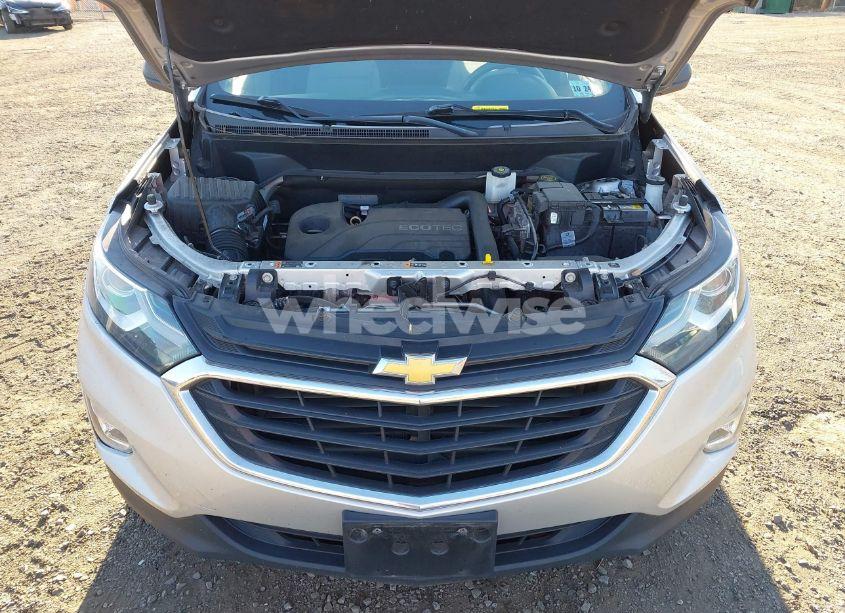 Photo 10 of 2020 Chevrolet Equinox FWD LS (VIN 3GNAXHEV6LS509548)