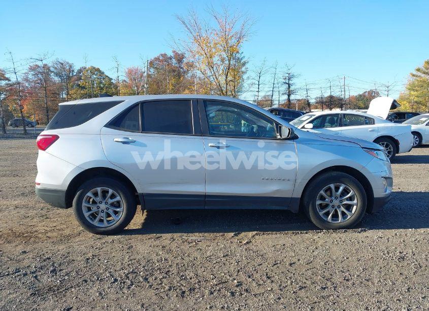 Photo 13 of 2020 Chevrolet Equinox FWD LS (VIN 3GNAXHEV6LS509548)