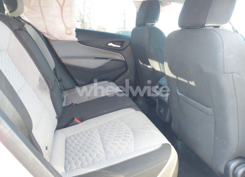 Photo 8 of 2020 Chevrolet Equinox FWD LS (VIN 3GNAXHEV6LS509548)