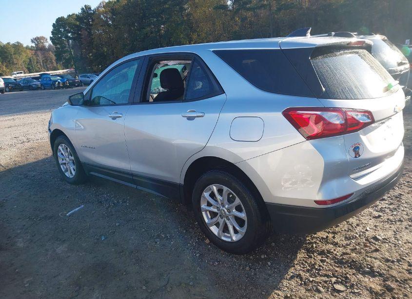 Photo 3 of 2020 Chevrolet Equinox FWD LS (VIN 3GNAXHEV6LS601047)