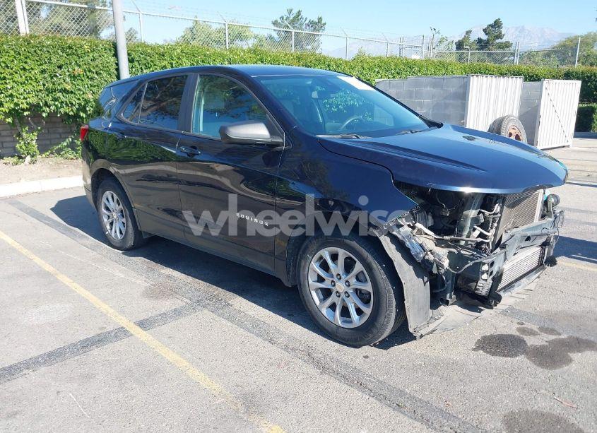 2020 Chevrolet Equinox FWD LS (VIN 3GNAXHEV6LS693678) main photo