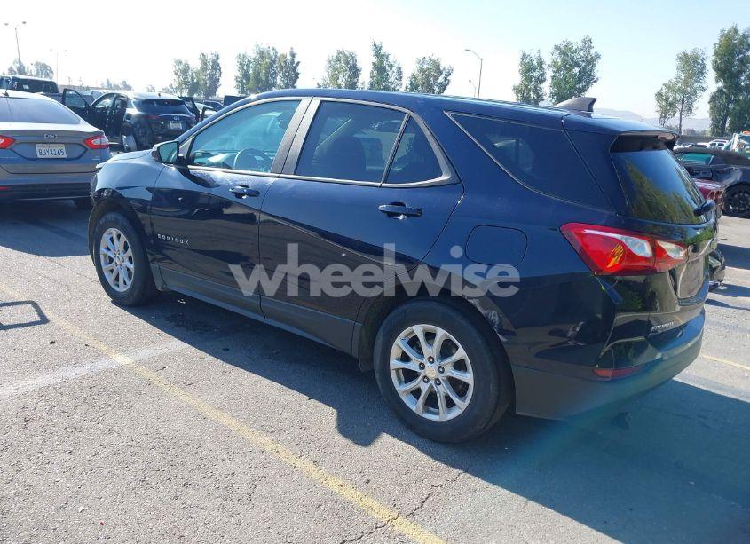 Photo 3 of 2020 Chevrolet Equinox FWD LS (VIN 3GNAXHEV6LS693678)