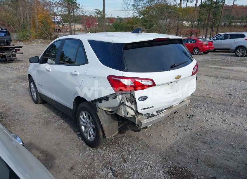 Photo 3 of 2021 Chevrolet Equinox FWD LS (VIN 3GNAXHEV6MS114173)