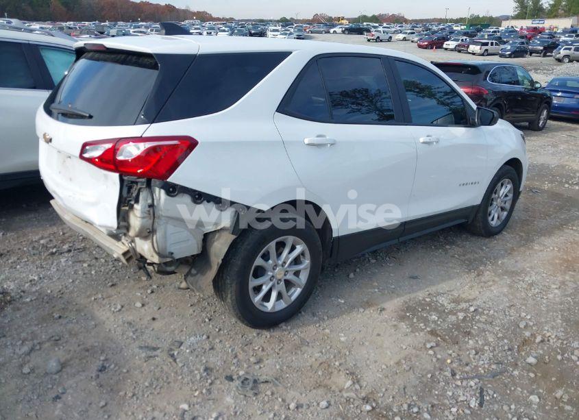 Photo 4 of 2021 Chevrolet Equinox FWD LS (VIN 3GNAXHEV6MS114173)