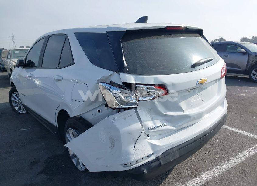 Photo 6 of 2021 Chevrolet Equinox FWD LS (VIN 3GNAXHEV6MS117977)