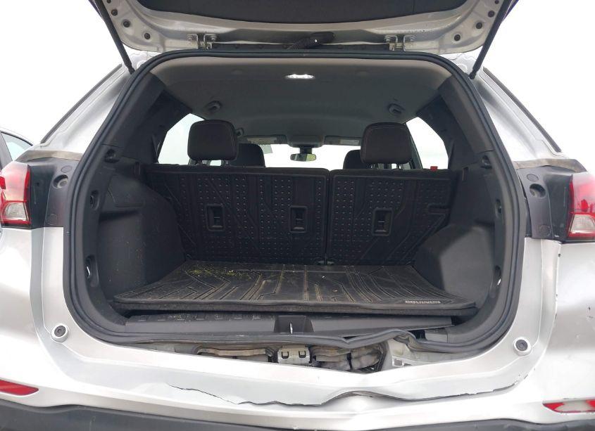 Photo 17 of 2022 Chevrolet Equinox FWD LS (VIN 3GNAXHEV6NS104373)