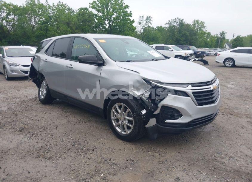 2022 Chevrolet Equinox FWD LS (VIN 3GNAXHEV6NS159907) main photo