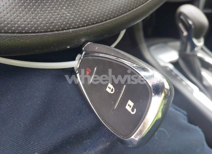 Photo 11 of 2022 Chevrolet Equinox FWD LS (VIN 3GNAXHEV6NS159907)