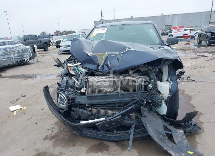 Photo 12 of 2018 Chevrolet Equinox LS (VIN 3GNAXHEV7JS613950)