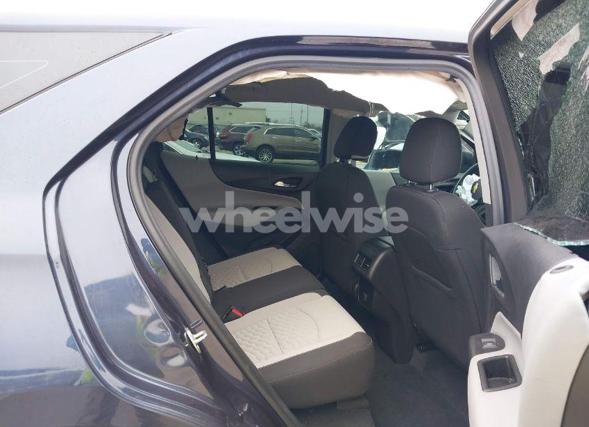 Photo 8 of 2018 Chevrolet Equinox LS (VIN 3GNAXHEV7JS613950)