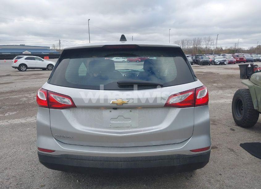Photo 16 of 2019 Chevrolet Equinox LS (VIN 3GNAXHEV7KS625808)