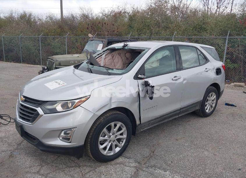 Photo 6 of 2019 Chevrolet Equinox LS (VIN 3GNAXHEV7KS625808)