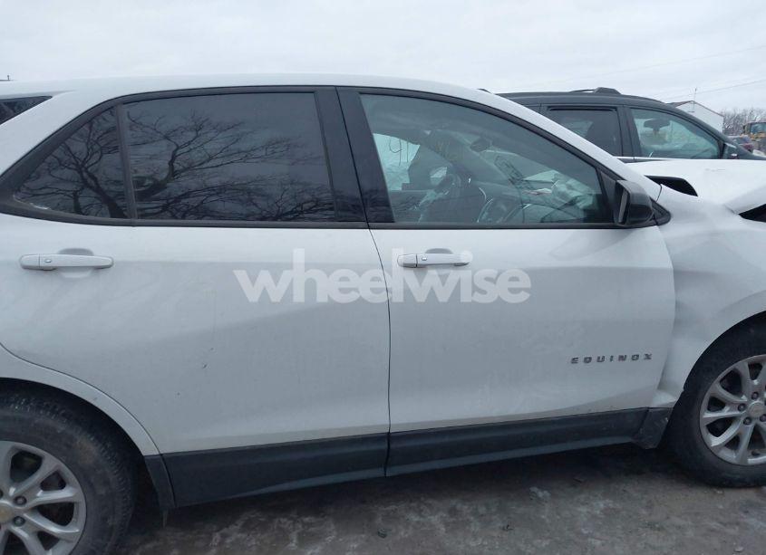 Photo 14 of 2019 Chevrolet Equinox LS (VIN 3GNAXHEV7KS659344)