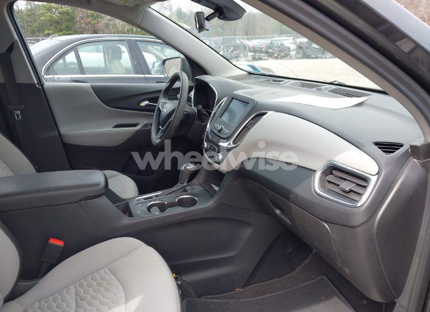 Photo 5 of 2020 Chevrolet Equinox FWD LS (VIN 3GNAXHEV7LS506237)