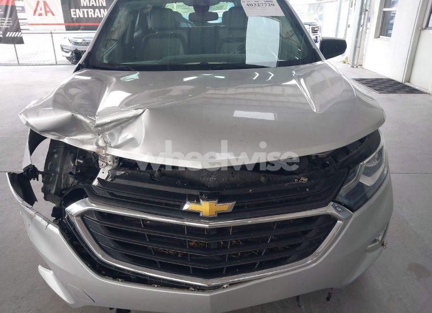 Photo 12 of 2020 Chevrolet Equinox FWD LS (VIN 3GNAXHEV7LS692927)