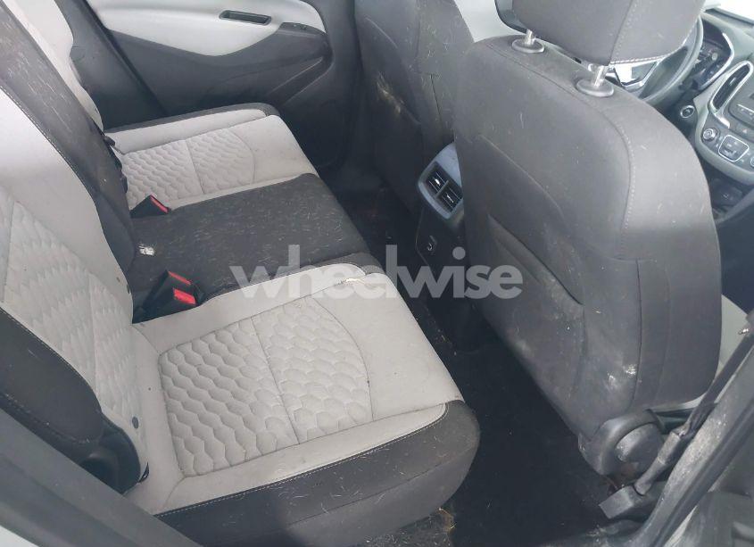 Photo 8 of 2020 Chevrolet Equinox FWD LS (VIN 3GNAXHEV7LS692927)