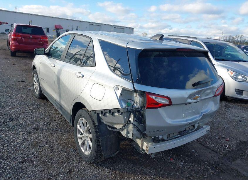 Photo 3 of 2020 Chevrolet Equinox FWD LS (VIN 3GNAXHEV7LS737963)
