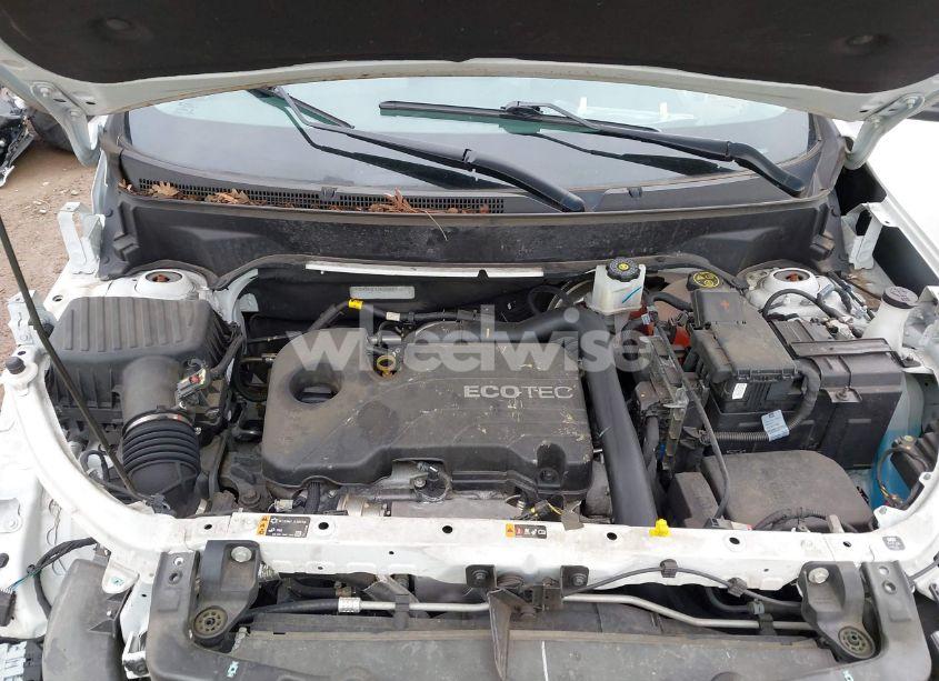 Photo 10 of 2021 Chevrolet Equinox FWD LS (VIN 3GNAXHEV7MS145531)