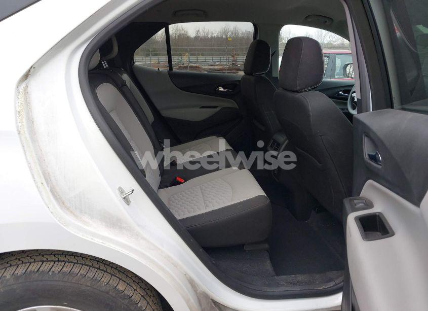 Photo 8 of 2021 Chevrolet Equinox FWD LS (VIN 3GNAXHEV7MS145531)