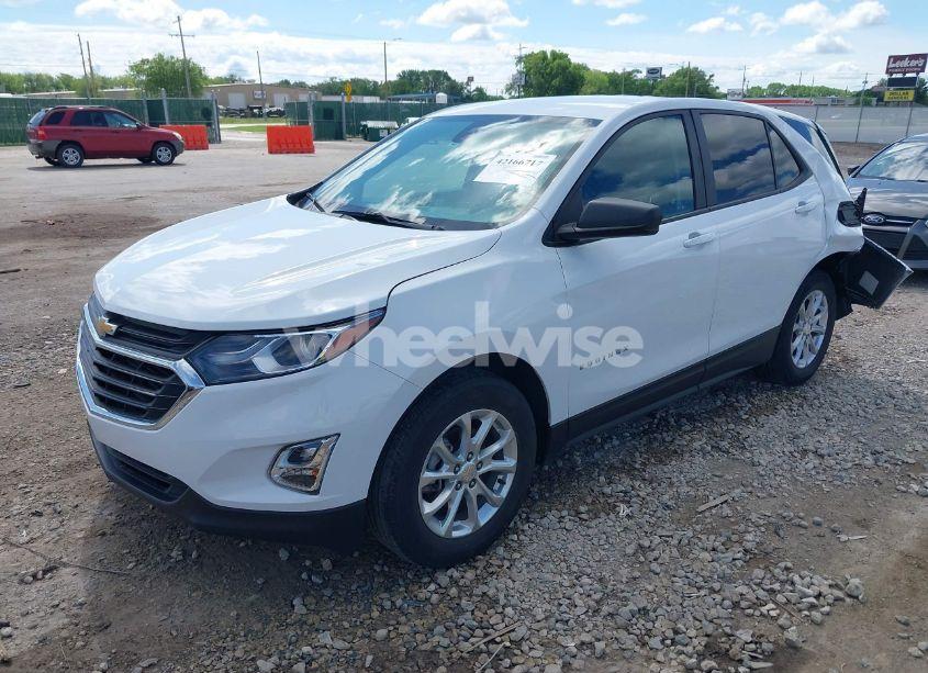 Photo 2 of 2021 Chevrolet Equinox FWD LS (VIN 3GNAXHEV7MS180490)