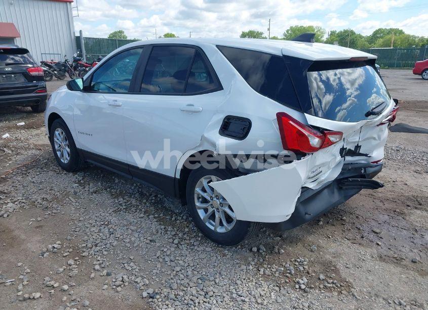 Photo 3 of 2021 Chevrolet Equinox FWD LS (VIN 3GNAXHEV7MS180490)
