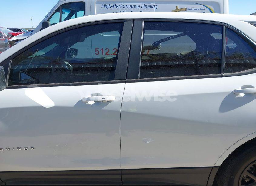Photo 15 of 2022 Chevrolet Equinox FWD LS (VIN 3GNAXHEV7NS107864)
