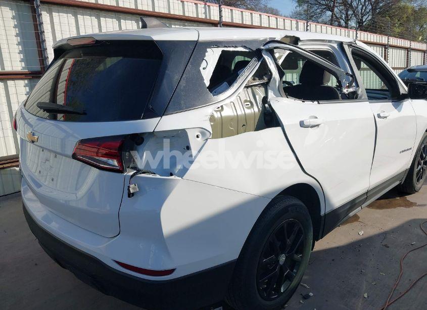 Photo 18 of 2022 Chevrolet Equinox FWD LS (VIN 3GNAXHEV7NS107864)