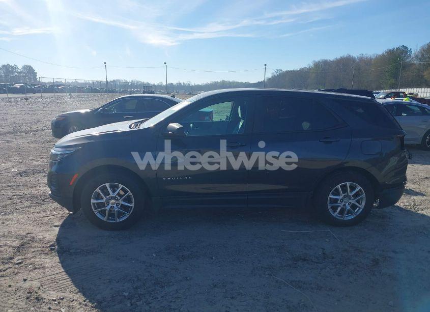Photo 15 of 2022 Chevrolet Equinox FWD LS (VIN 3GNAXHEV7NS174173)