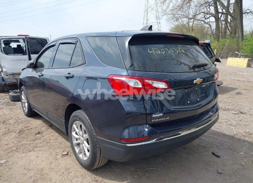 Photo 3 of 2018 Chevrolet Equinox LS (VIN 3GNAXHEV8JL393227)