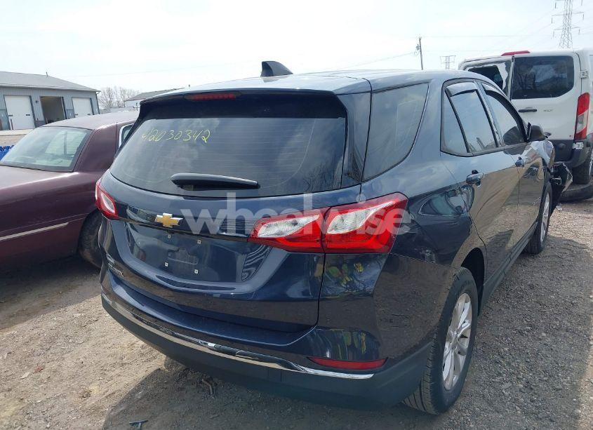 Photo 4 of 2018 Chevrolet Equinox LS (VIN 3GNAXHEV8JL393227)