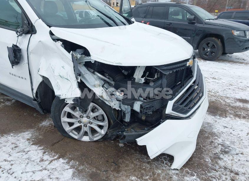 Photo 6 of 2018 Chevrolet Equinox LS (VIN 3GNAXHEV8JL395446)