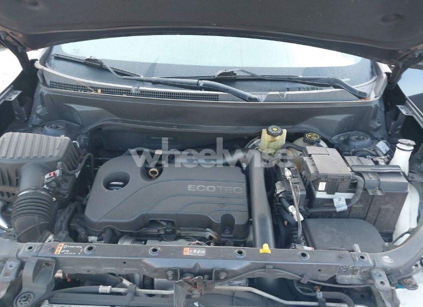 Photo 10 of 2018 Chevrolet Equinox LS (VIN 3GNAXHEV8JS503909)