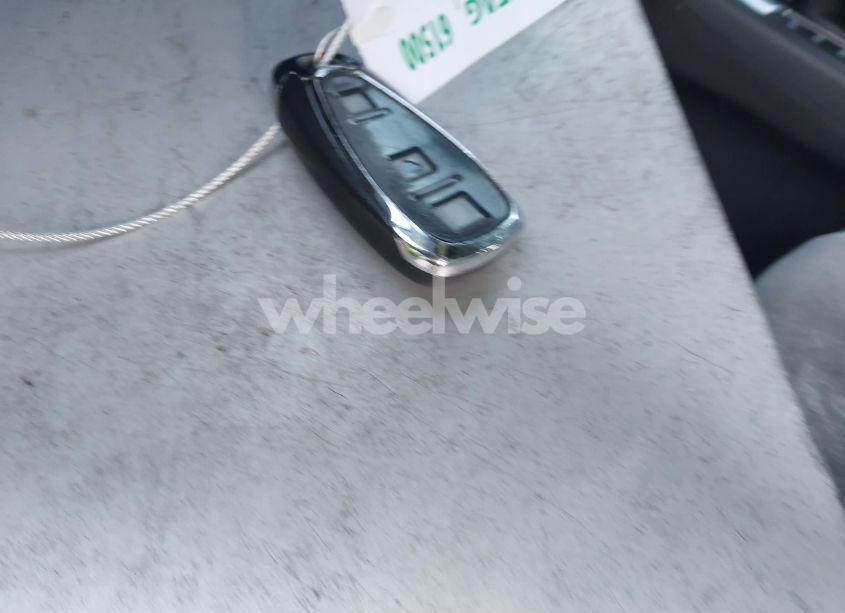 Photo 11 of 2018 Chevrolet Equinox LS (VIN 3GNAXHEV8JS503909)