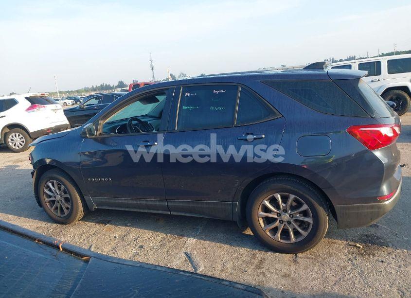 Photo 14 of 2018 Chevrolet Equinox LS (VIN 3GNAXHEV8JS503909)