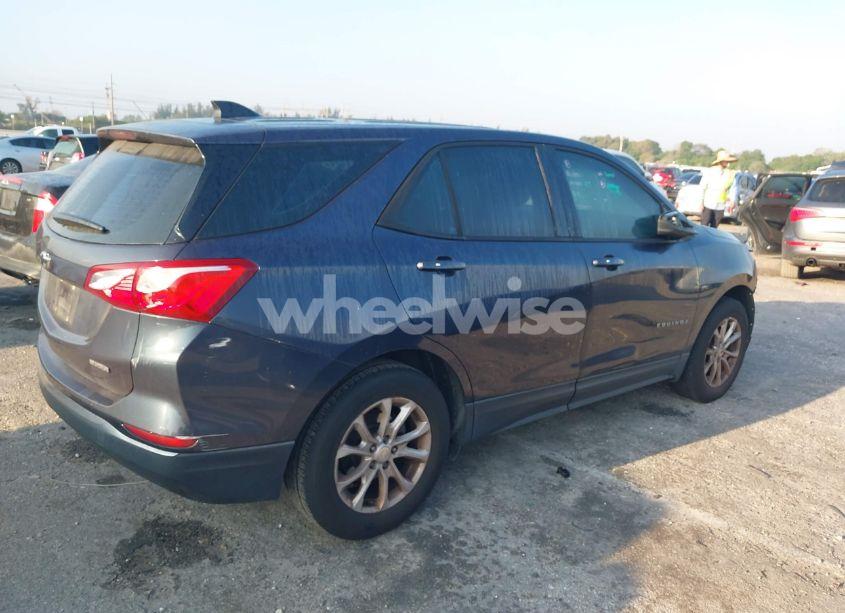 Photo 19 of 2018 Chevrolet Equinox LS (VIN 3GNAXHEV8JS503909)