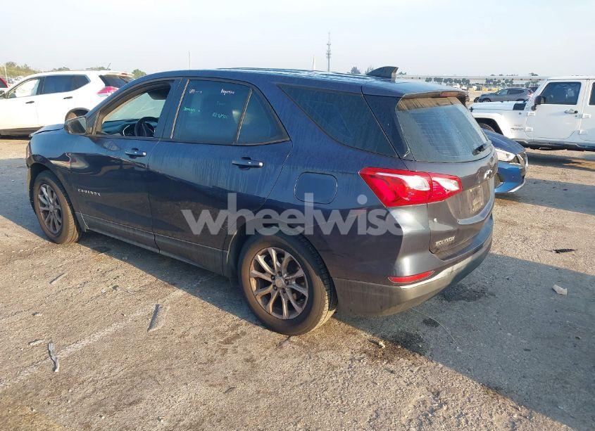 Photo 3 of 2018 Chevrolet Equinox LS (VIN 3GNAXHEV8JS503909)